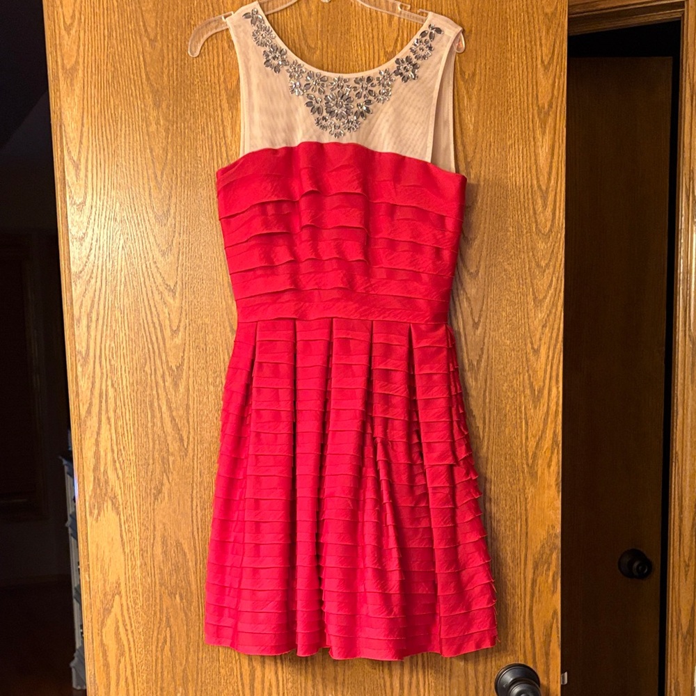 BCBGMaxAzria Red and Cream Layered Mini Dress